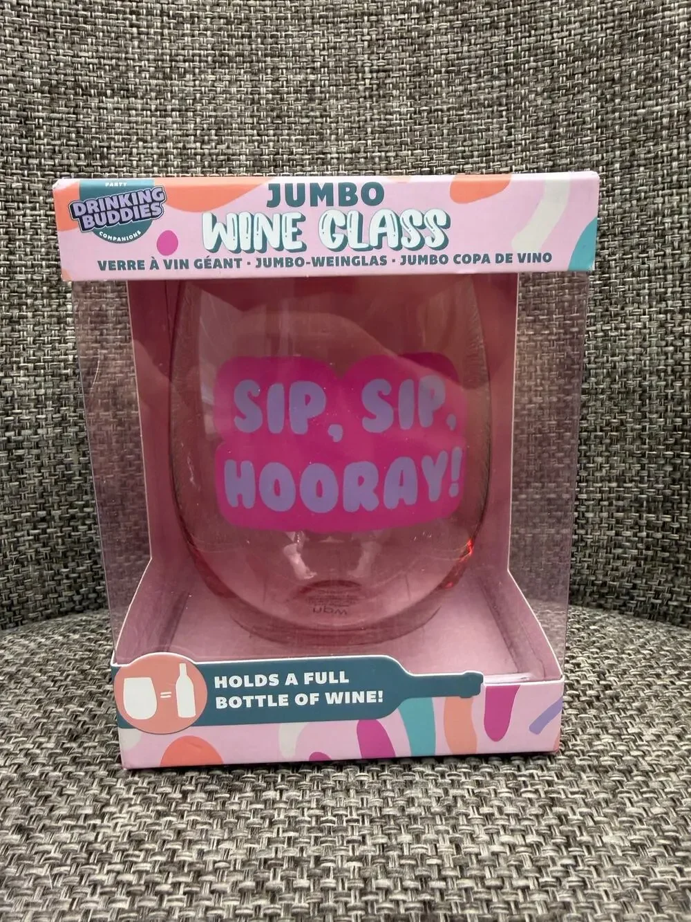 Jumbo Novelty Wine Glass Sip Sip Hooray 26 oz Holds Full Bottle New